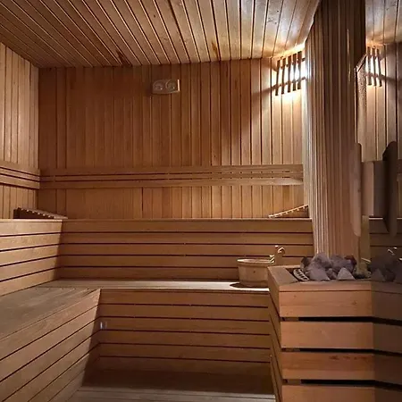 Nesa Garden Palas * كوشاداسيه